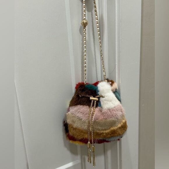 Handmade Color-block Genuine Mink Fur & Drawstring Bucket Bag Includes 2 Straps - Picture 9 of 16